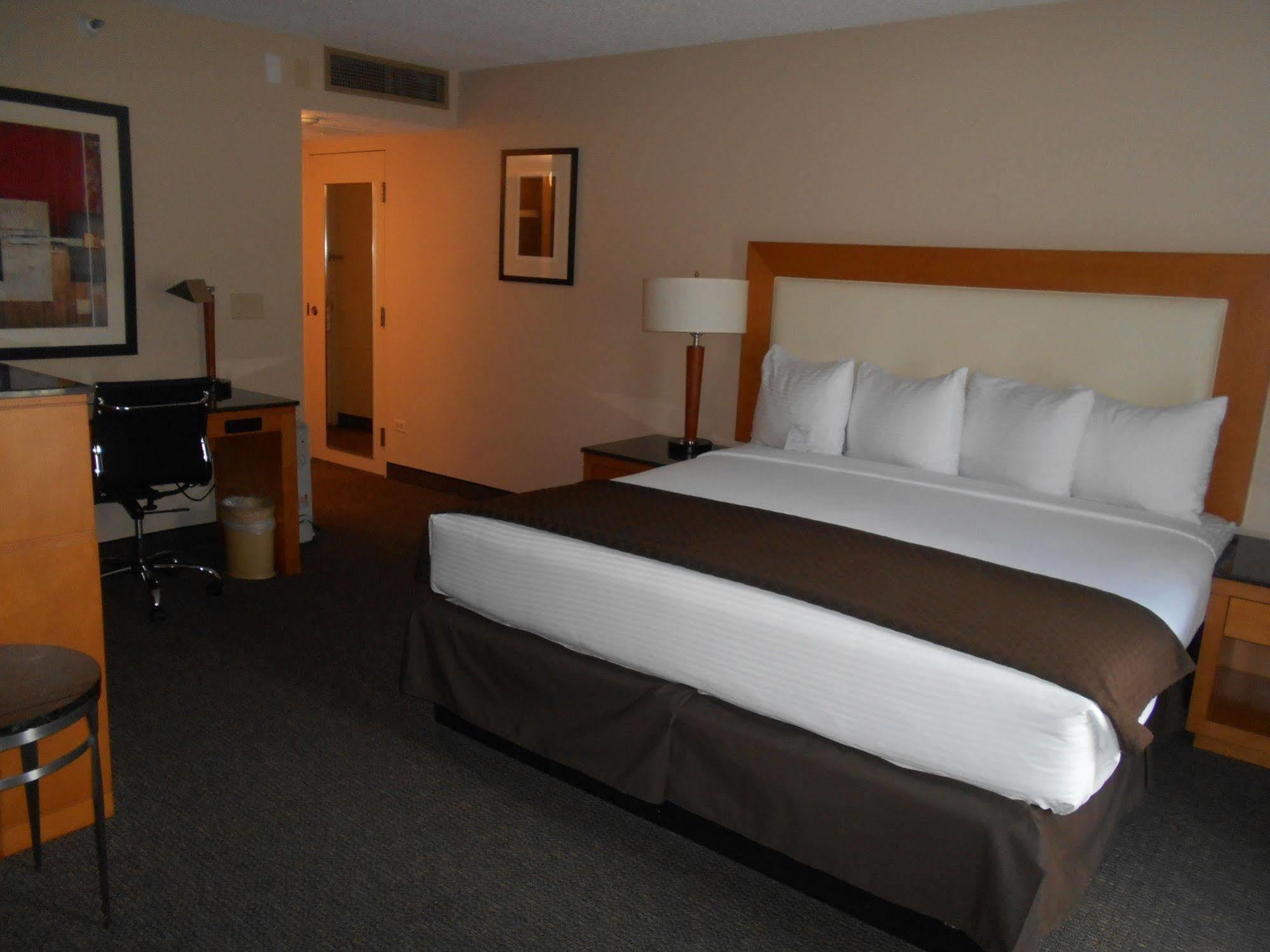 Red Lion Inn & Suites Olympia, Governor Hotel Extérieur photo