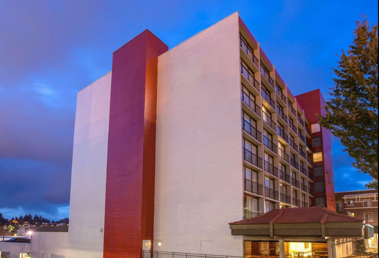 Red Lion Inn & Suites Olympia, Governor Hotel Extérieur photo